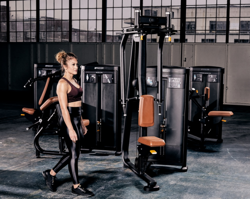 半岛·综合体育健身房进口高端健身器材Precor必确让锻炼者尽享舒适健身生活(图3)