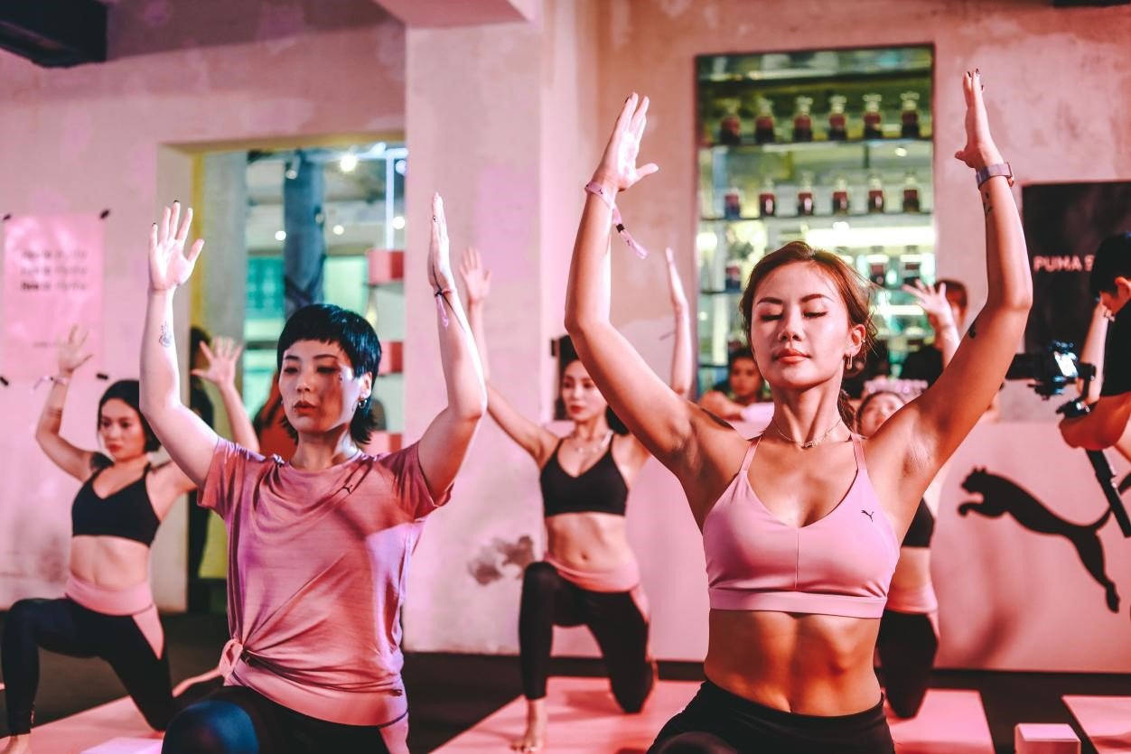 半岛体育韩都衣舍模式能否为瑜伽服行业披上“新战袍”？(图2)